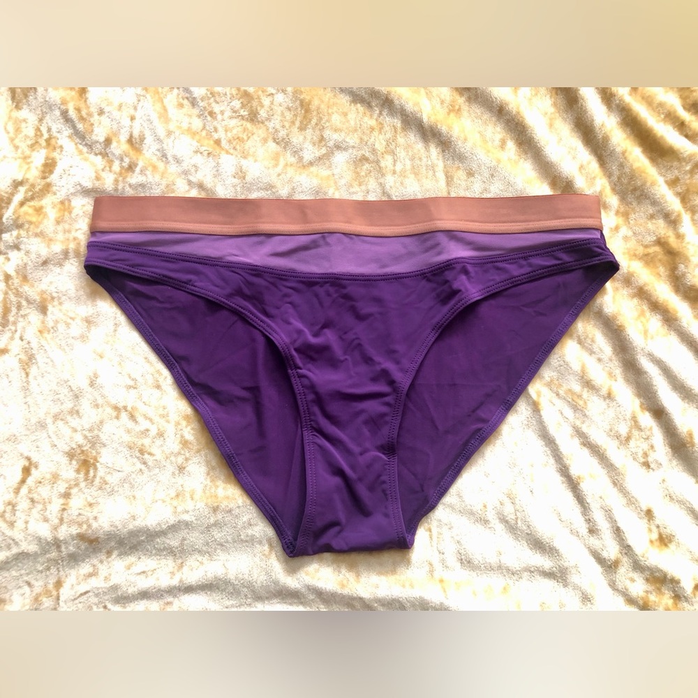 NWOT Parade Colorblock Dream Comfort Re:Play Brief